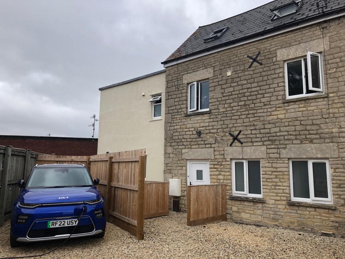 Private Deck With Newly Refurbished Flat Attached! Apartman Cirencester Kültér fotó
